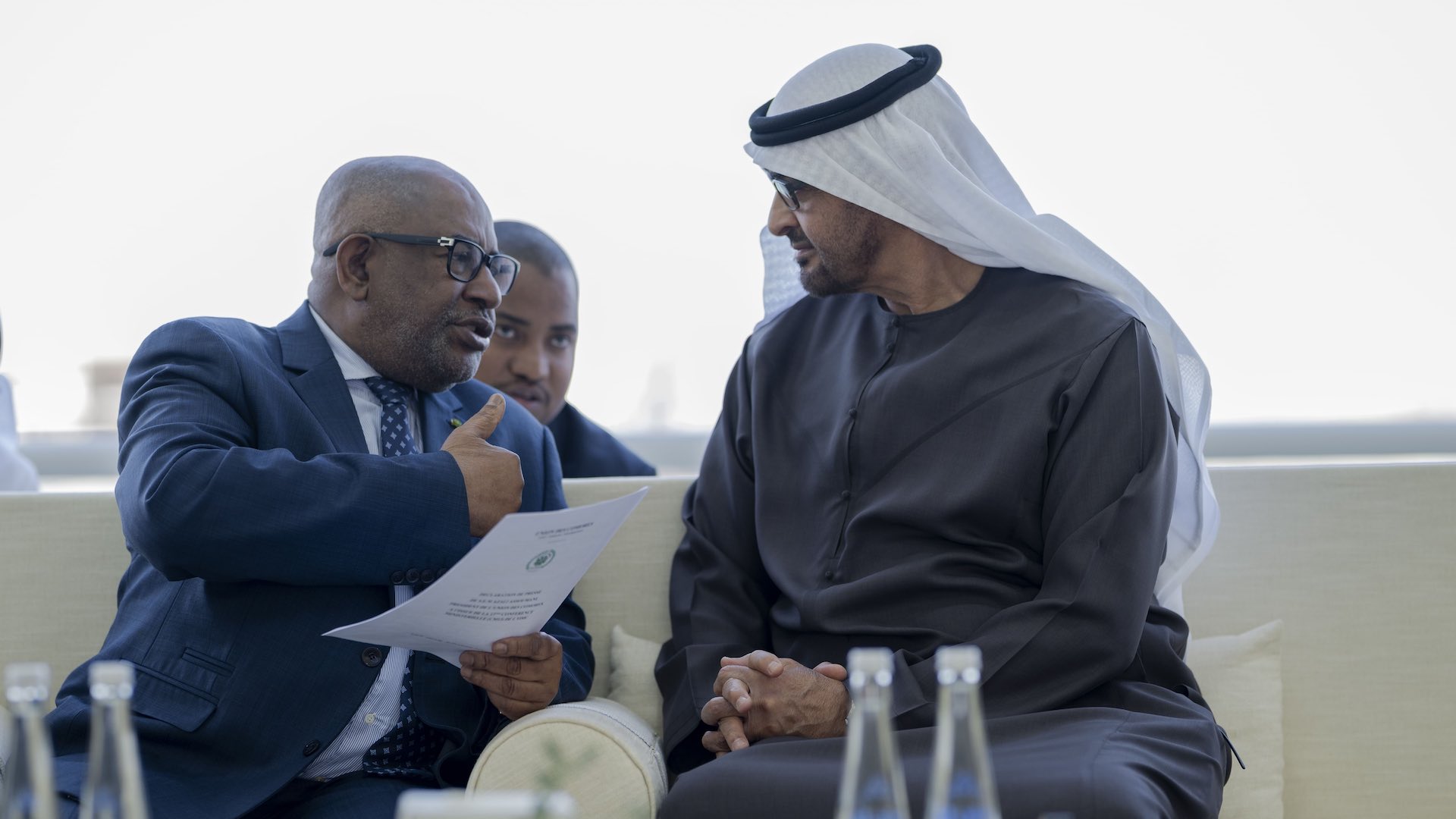 Le président des Émirats arabes unis reçoit le président de l'Union des Comores